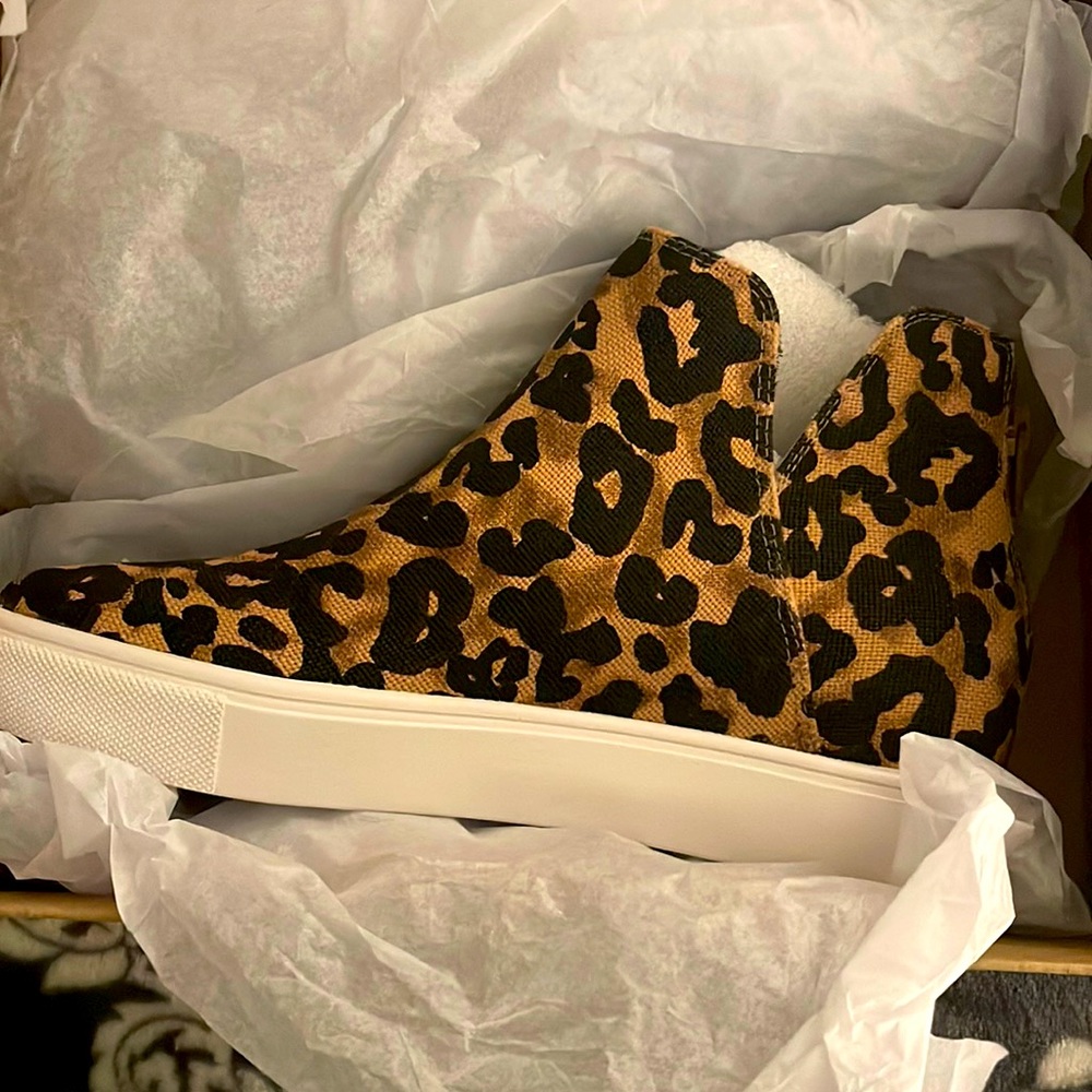 Brand New Steve Madden